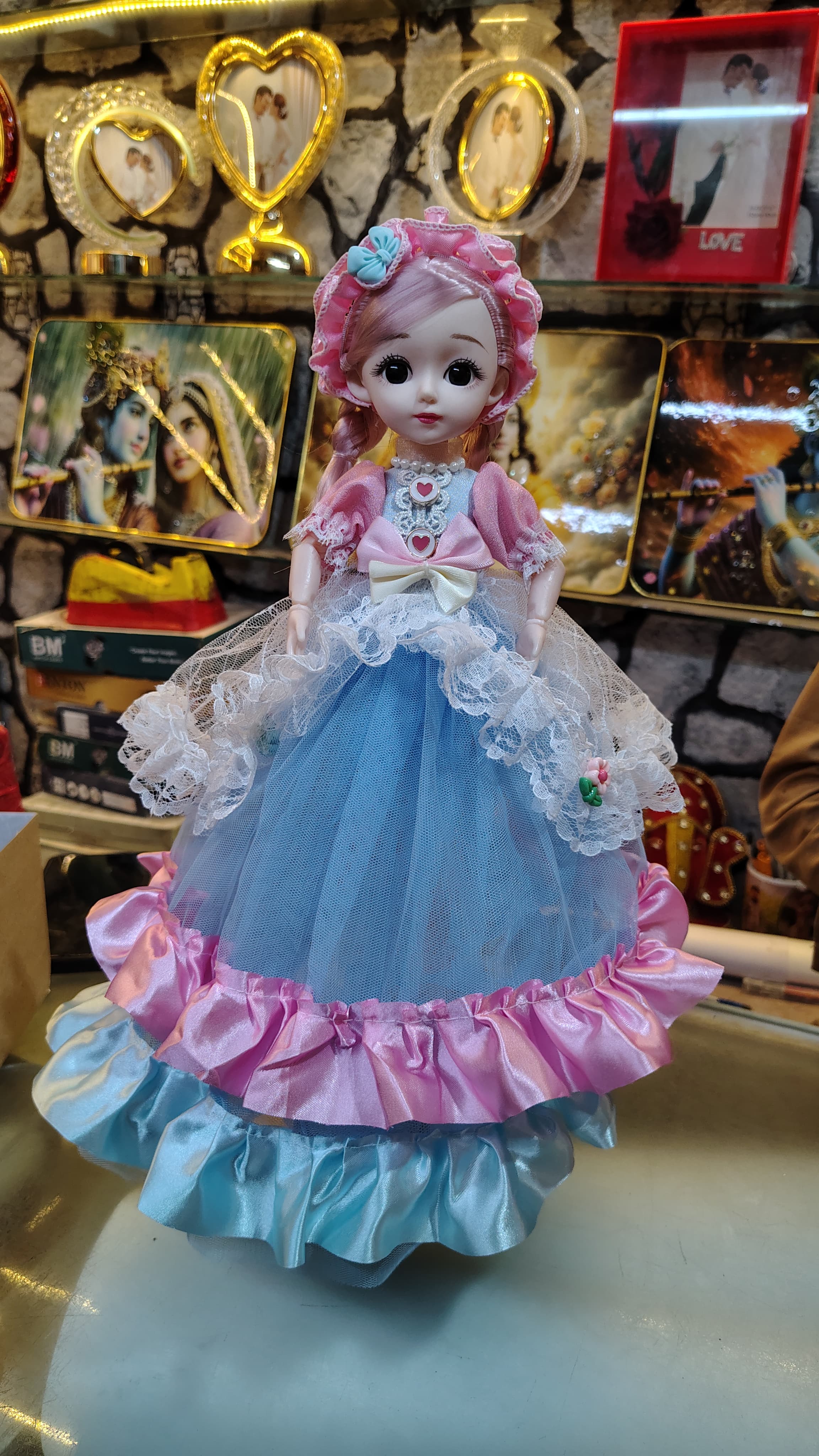 DANCE PRINCESS MUSICAL, MOVABLE AND BRILLIANT LIGHT DOLL SET TOY