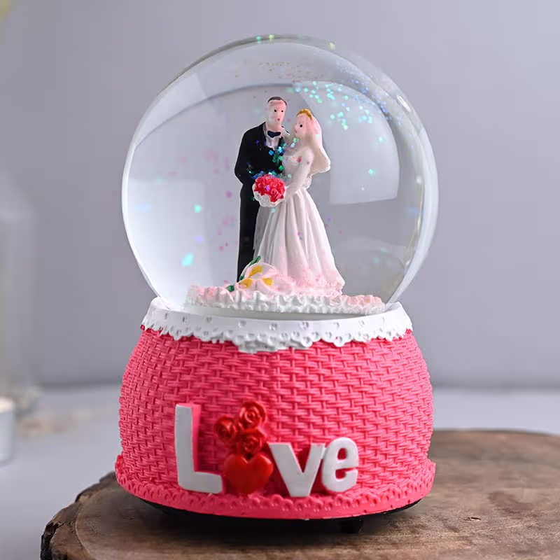 Floweraura Romantic Married Love Couple Snowglobe Showpiece Figurine Valentine's Gift for Girlfriend, Boyfriend, Husband/Wife, Girls & Boys