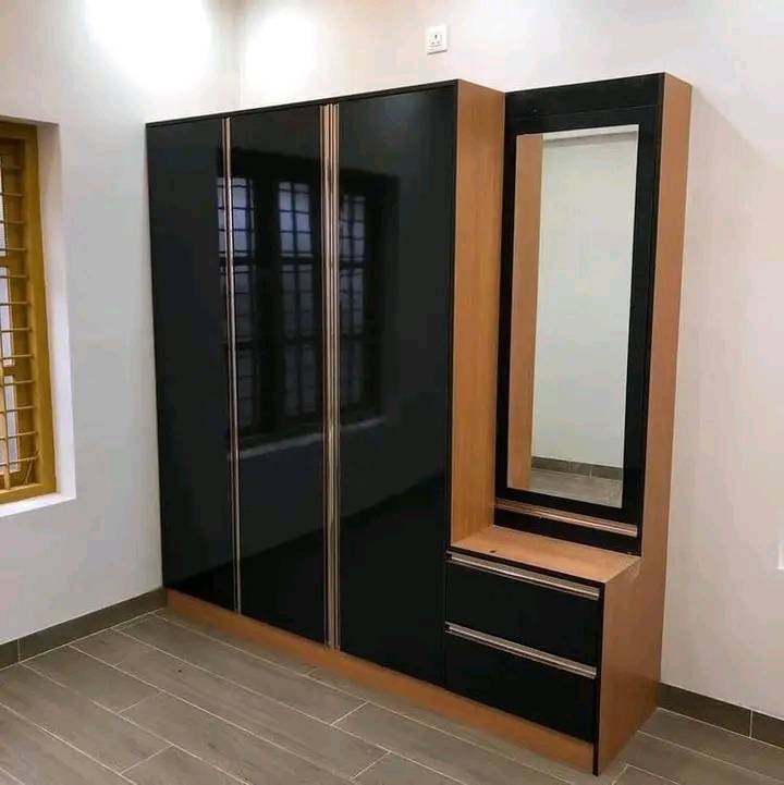 Simple Cupboard Design for Bedroom with Dressing Mirror