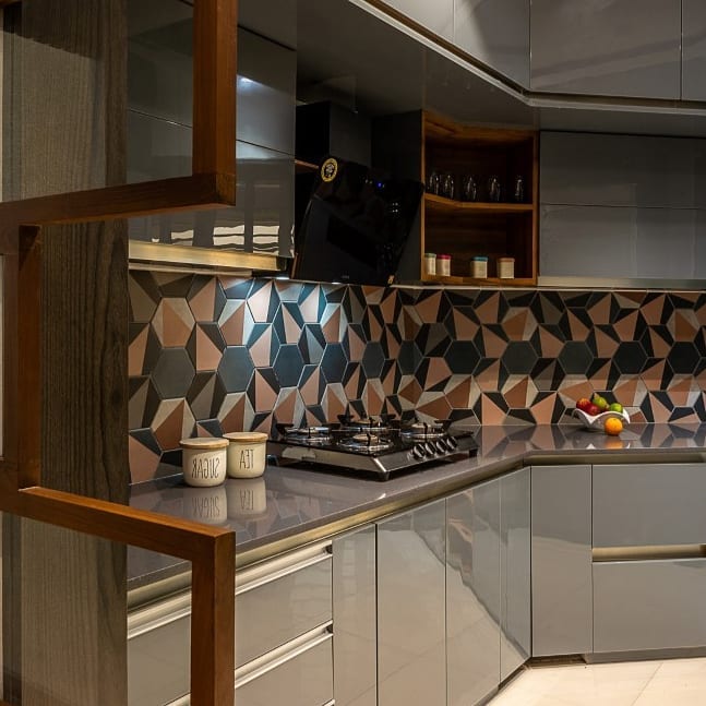 Kitchen Design in Gurugram that is Rounded Dark and Classy