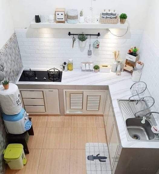 White and Wood-Inspired Themes Simple Kitchen Design