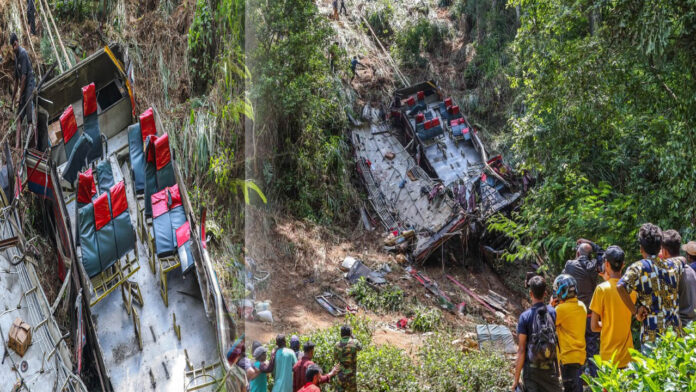 Sri Lanka | శ్రీలంకలో ఘోర బస్సు ప్రమాదం.. లోయలో పడిన బస్సు, 21 మంది మృతి