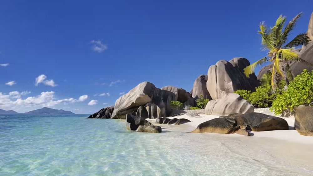 Praslin, La Digue & Mahe Discovery