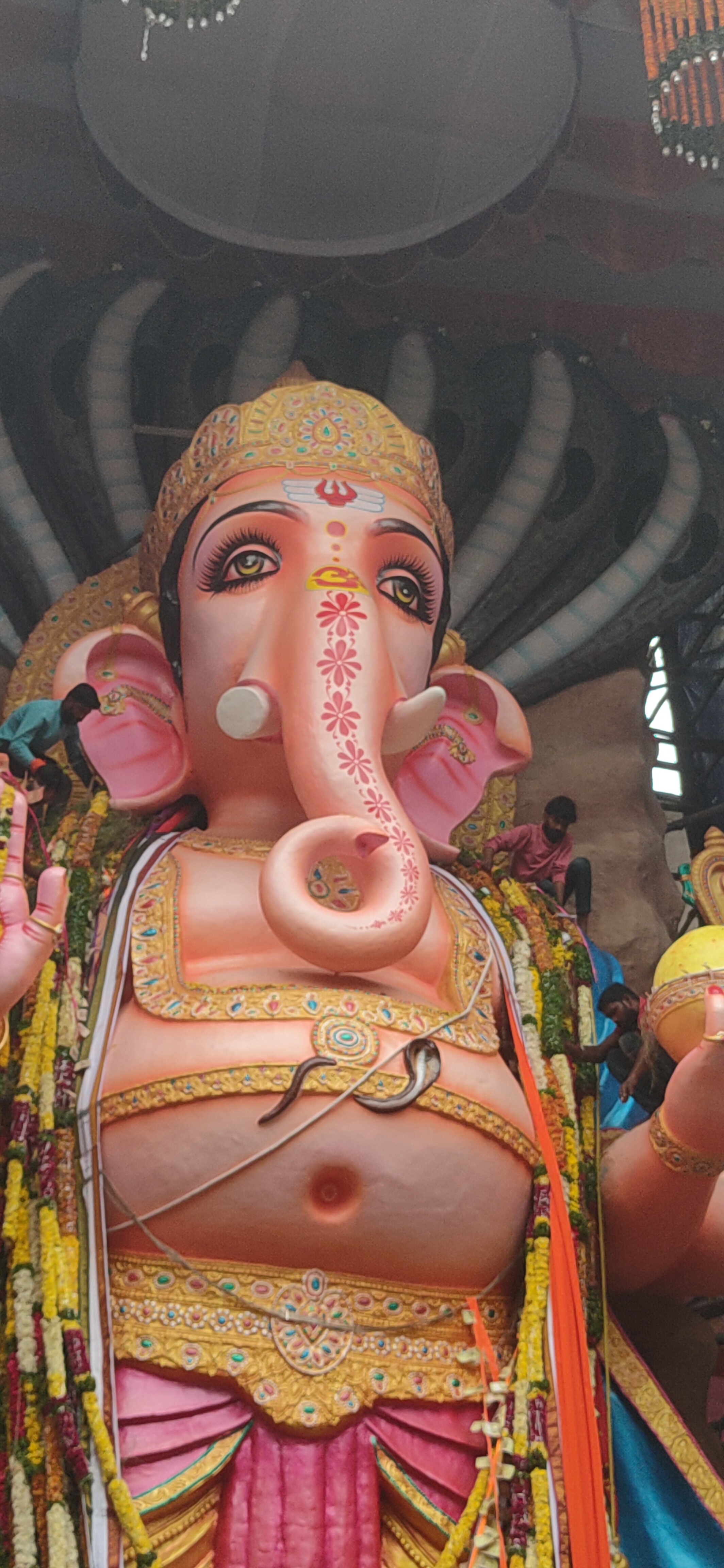 కన్నుల నిండుగా స్వామి రూపం