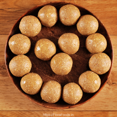 Bili Yellu Undi (White Til / Sesame Laddu)