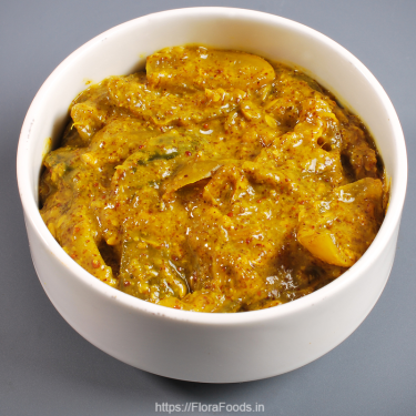 Mekkekai Karindi (Small Bitter Cucumber Chutney) - with Garlic / Chhote Kadawe Kheere ki chutney (Lahasunyukt)