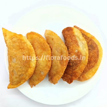 <b>Karchikai /Karanji</b>