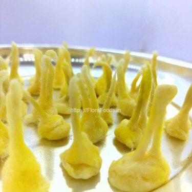 <b>MACHINE MADE Tuppada</b> Hoobatti (Ghee Flower type Wicks) - Set of 100Battis(wicks)