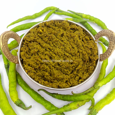 Hasi Khaara(Garlic)/Bellulli Hasi Menasinkayi Chutney/Garlic Green Chilly Chutney-SPICY