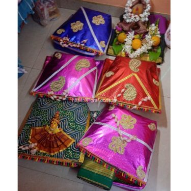 <b>5 MIX</b> Marada Baagina Set with(<b>1 Devi Mukha</b> Decoration <b>4 SIMPLE</b>)