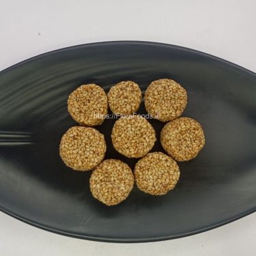 SMALL BILI Yellu Undi (White Til / Sesame Laddu)