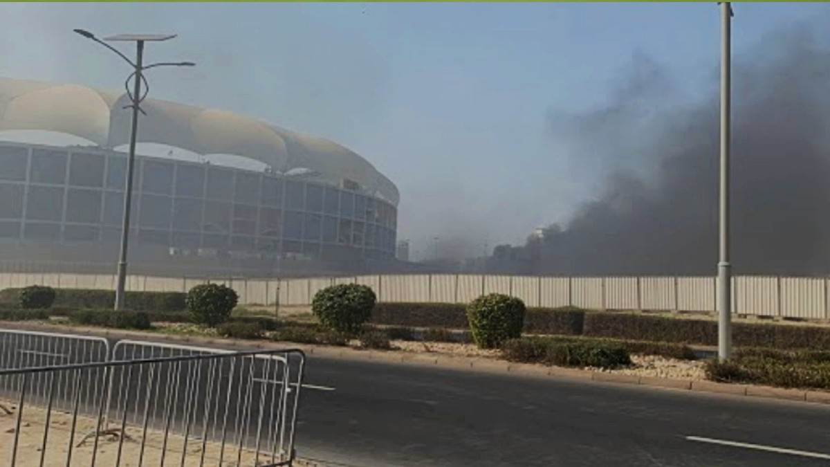 Fire near Dubai Stadium