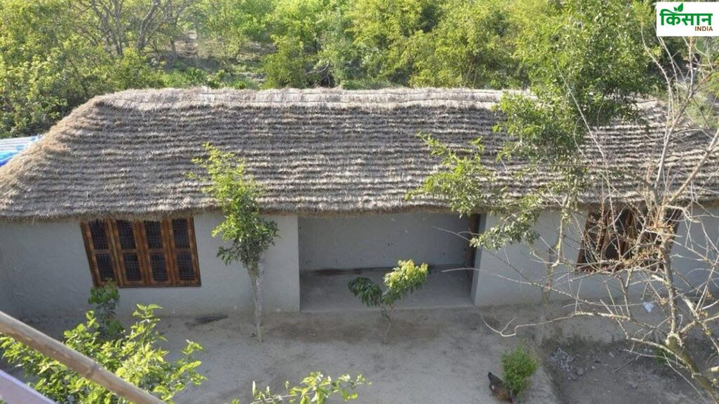 वह कहते है कि नींबू और आंवले के पौधों से पूरा विंटेज विलेज खुशबू से महकता है और सेहत के लिए फायदेमंद होने के साथ-साथ बाजारों में इसकी मांग भी बनी रहती है. जिससे सालाना करीब 20-25 लाख का मुनाफा होता है.