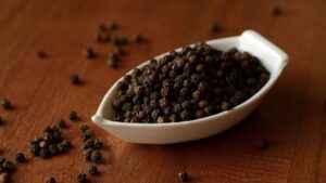 Malabar Black Pepper : जानें इस किंग ऑफ स्पाइसेज GI टैग वाली काली मिर्च का इतिहास और खासियत