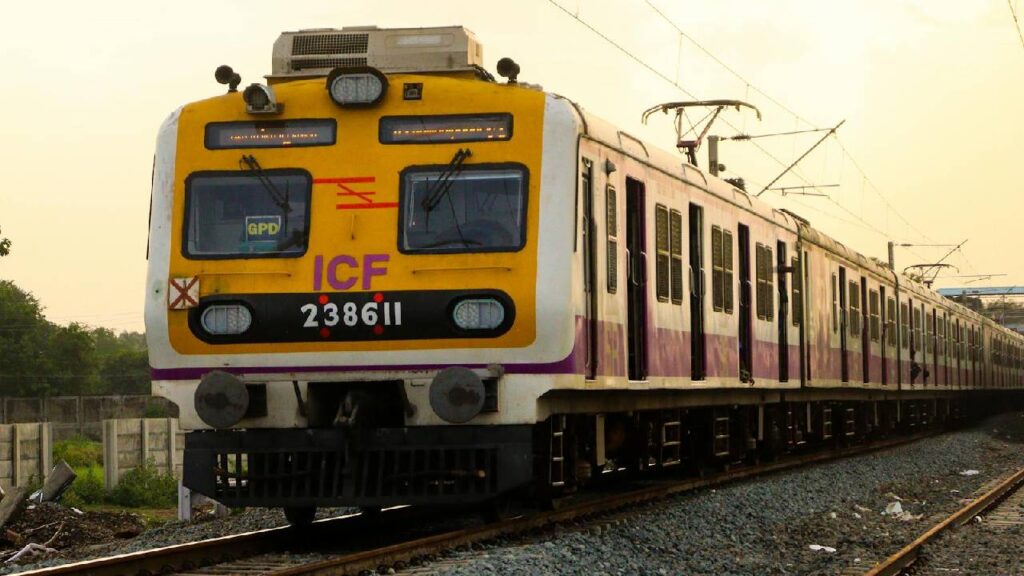 Kashmir Apple Farmers Cheer as Freight Train to Delhi Cuts Transport Costs, Boosts Economy