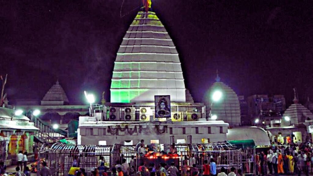 मान्यता है कि त्रेता युग में भगवान श्रीराम ने ही सबसे पहले सुलतानगंज से जल लेकर कांवर यात्रा की शुरुआत की थी. उन्होंने इस जल को बाबा बैद्यनाथ के शिवलिंग पर अर्पित किया था. यह परंपरा आज भी करोड़ों भक्तों द्वारा निभाई जाती है.