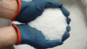 यूरिया की किल्लत पर लगेगा ब्रेक, अब ‘रैतु वेदिकाओं’ के जरिए होगी खाद की बिक्री.. सरकार से मिली मंजूरी