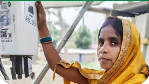 देवकी ने सोलर एनर्जी से बदली अपनी और गांव की तस्वीर, सिंचाई संकट दूर.. राइस मिल भी चल रही