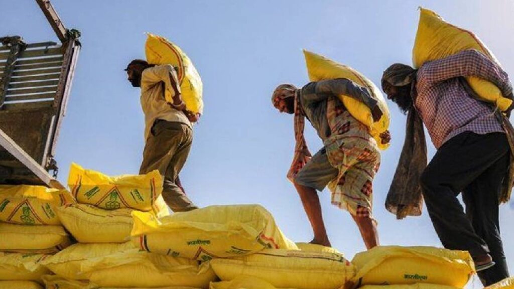 India’s Fertiliser Imports Set to Surge 41% in FY26 as Rabi Demand Soars After Strong Monsoon