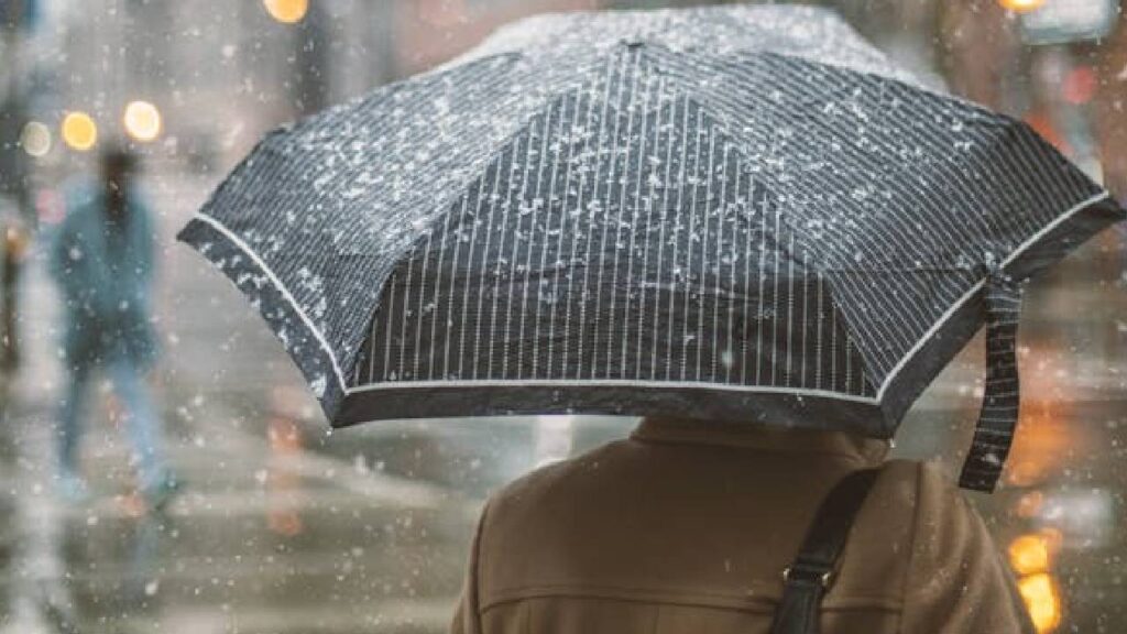 Heavy Rain Alert for UP and Bihar as Delhi Braces for Intense Heat and Humidity