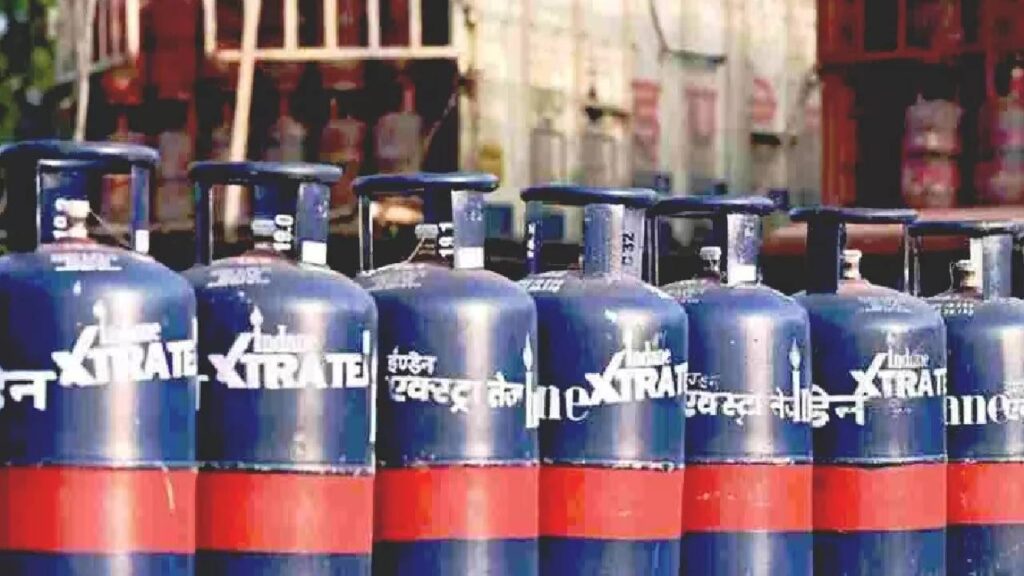 LPG Cylinder Price Cut: Commercial Gas Becomes Cheaper, Relief for Small Businesses