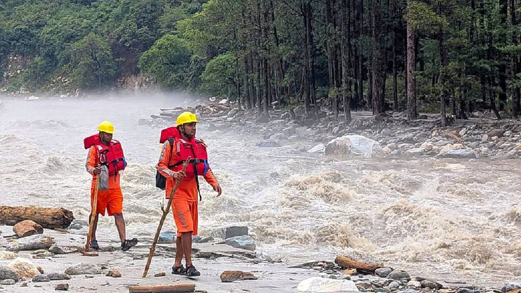 Heavy Rain Batters North India: Delhi-NCR, UP, Himachal and MP on Red Alert