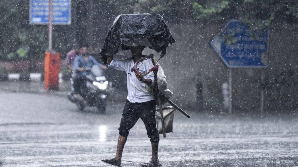 Monsoon Update: Heavy Rain Alert for Delhi-NCR, Uttarakhand, Himachal, UP, Bihar and Punjab