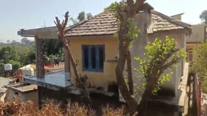 Diwali 2025: हिमाचल का वो गांव जहां सैंकड़ों साल से नहीं मनाई गई दिवाली, त्योहार को शाप मानते हैं यहां के लोग Diwali 2025: हिमाचल का वो गांव जहां सैंकड़ों साल से नहीं मनाई गई दिवाली, त्योहार को शाप मानते हैं यहां के लोग