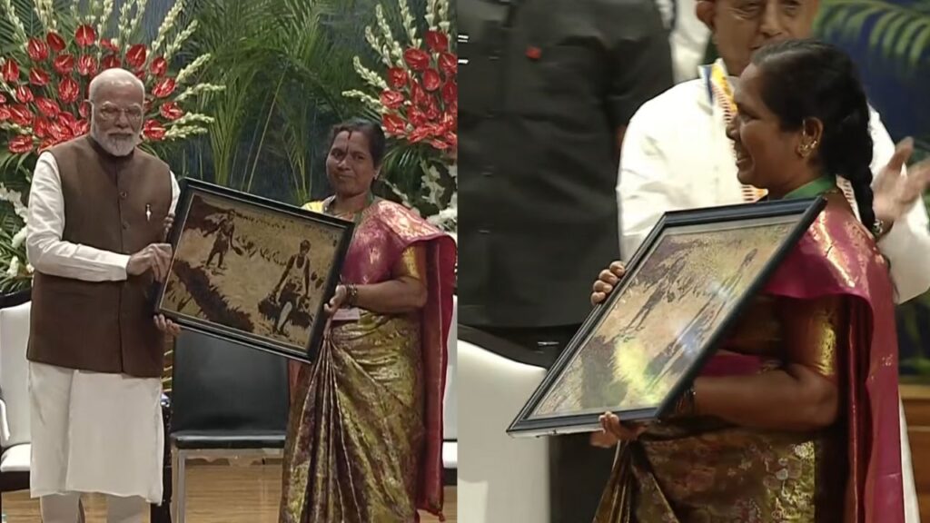 कार्यक्रम में अलग-अलग राज्यों से आए किसानों ने अपने-अपने राज्यों के मशहूर ऑर्गेनिक उत्पाद प्रधानमंत्री मोदी को भेंट स्वरूप प्रदान किए, जिससे कार्यक्रम का अनुभव और भी खास बन गया.