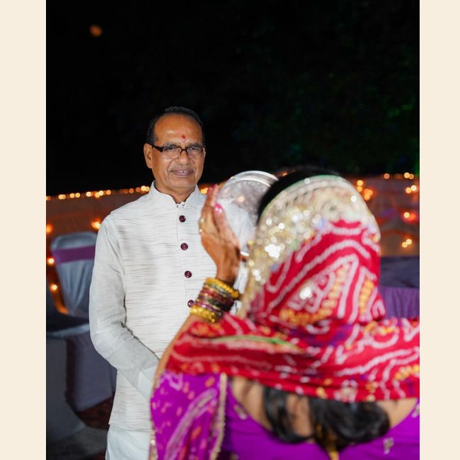 Shivraj Singh Chouhan Celebrate Karwa Chauth