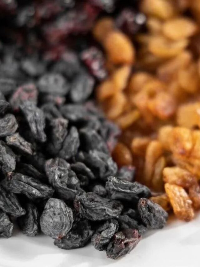 हेल्थ के लिए ज्यादा हेल्दी कौन? काली या पीली किशमिश