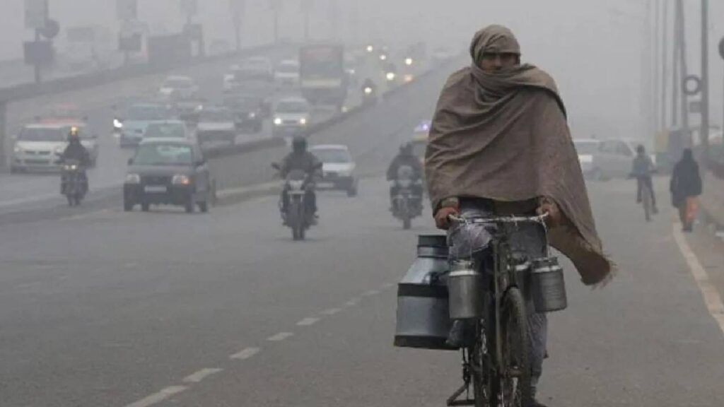 Why Delhi Gets Colder When Snow Falls in the Himalayas: The Science Behind the Winter Chill