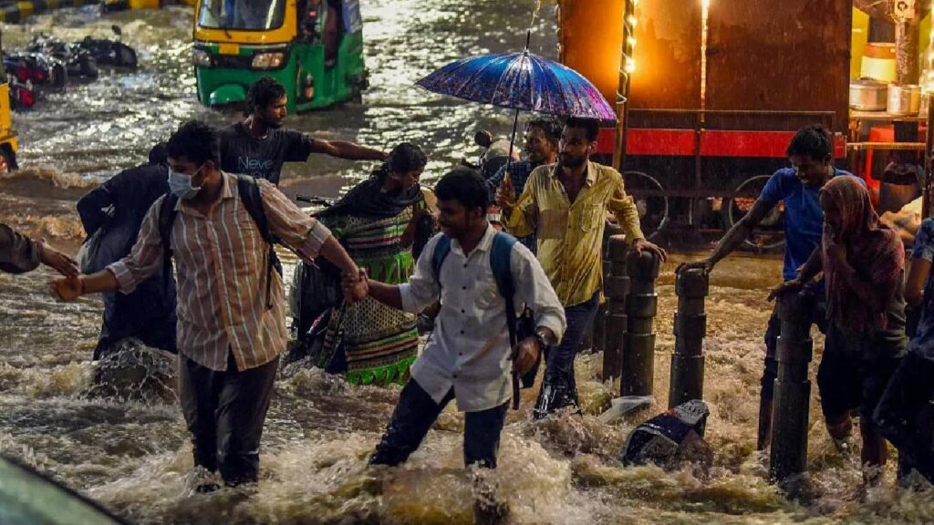 IMD Alert: Heavy Rainfall in South India, Winter Chill Begins in North