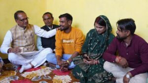 फॉरेस्ट जमीन पर खेती कर रहे गरीबों को बेदखल नहीं किया जाएगा, नोटिसों की जांच होगी