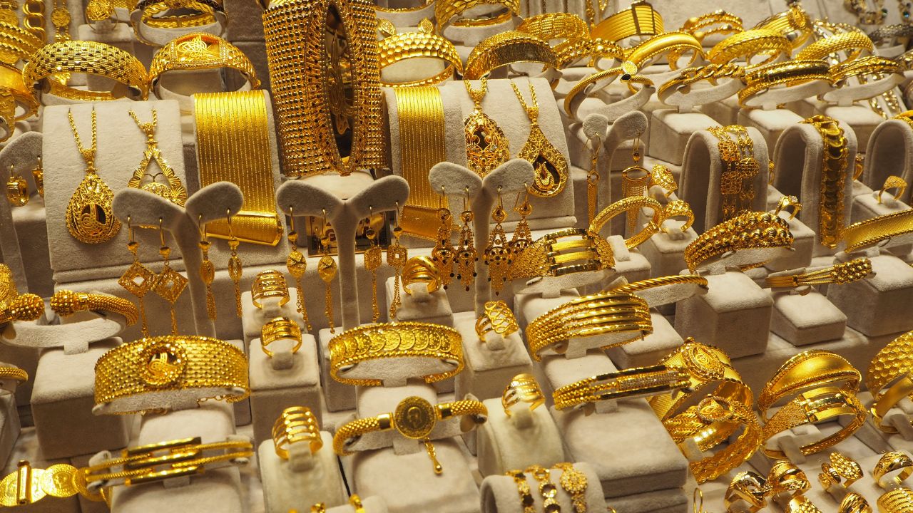 Gold Rate Today November 5 In Indian Cities Aaj Ka Sone Ka Bhao