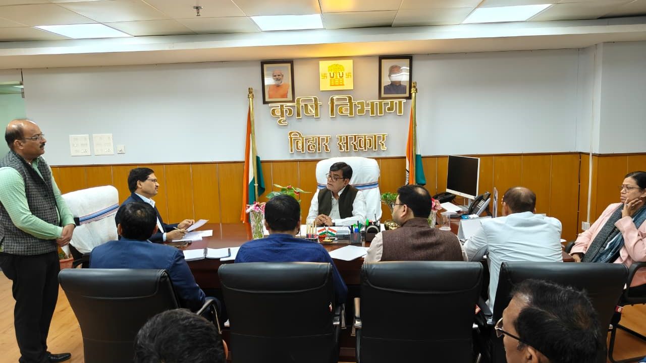 रबी सीजन में किसानों को नहीं होगी खाद की कमी, सरकार ने सप्लाई मजबूत करने के बड़े निर्देश दिए