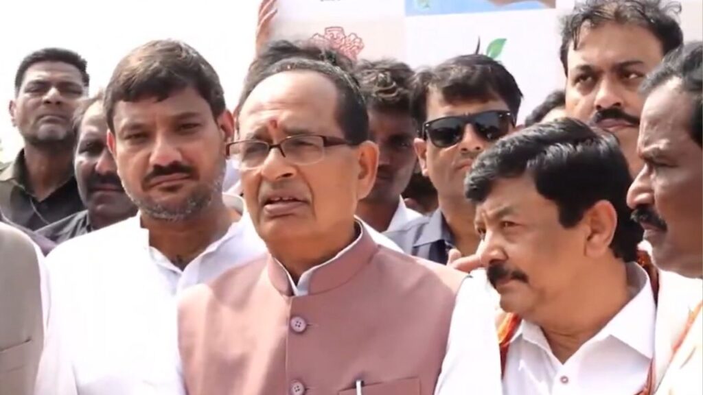 shivraj singh chouhan told changes in pm fasal bima yojana