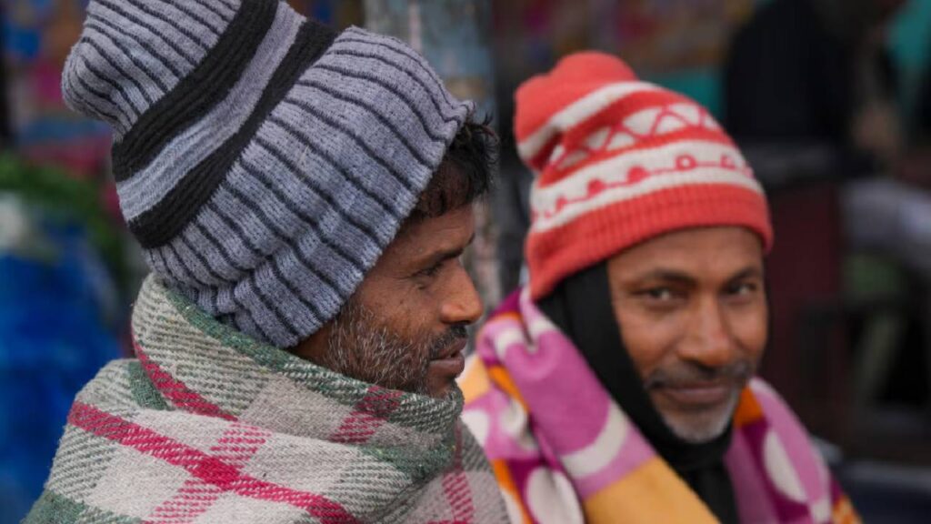 India Weather Update: Cold Wave Grips North, Heavy Rain Batters South; IMD Issues Alerts for Multiple States