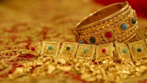 Gold Rate Today: आज फिर रिकॉर्ड लेवल पर पहुंचे सोने के दाम, खरीदने से पहले जरूर जान लें ये भाव