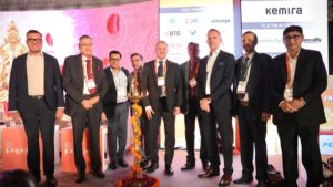 वियतनाम के धान खेतों में भारतीय प्रोडक्ट का कमाल, इस्तेमाल के बाद उम्मीद से ज्यादा बढ़ी पैदावार वियतनाम के धान खेतों में भारतीय प्रोडक्ट का कमाल, इस्तेमाल के बाद उम्मीद से ज्यादा बढ़ी पैदावार