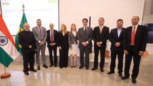 पहली बार देसी गिर नस्ल के भ्रूण का ट्रांसफर, नस्ल सुधार के लिए ब्राजील के साथ पशु जीनोमिक्स पर करार