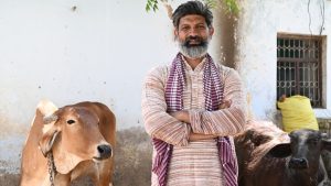 पीएम किसान निधि का लाभ देने के लिए रात्रि शिविर लगेंगे, किसानों की फार्मर आईडी बनवा रहे अफसर