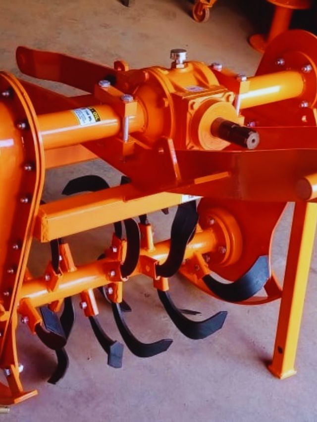 रोटावेटर चलाया तो मुनाफा पक्का! जानें इसके शानदार फायदे