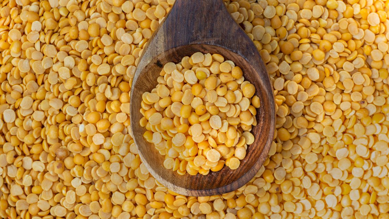 Farmers Get Direct Benefit Central Government Gives Green Signal Purchase Tur Worth 2696 Crore In Maharashtra