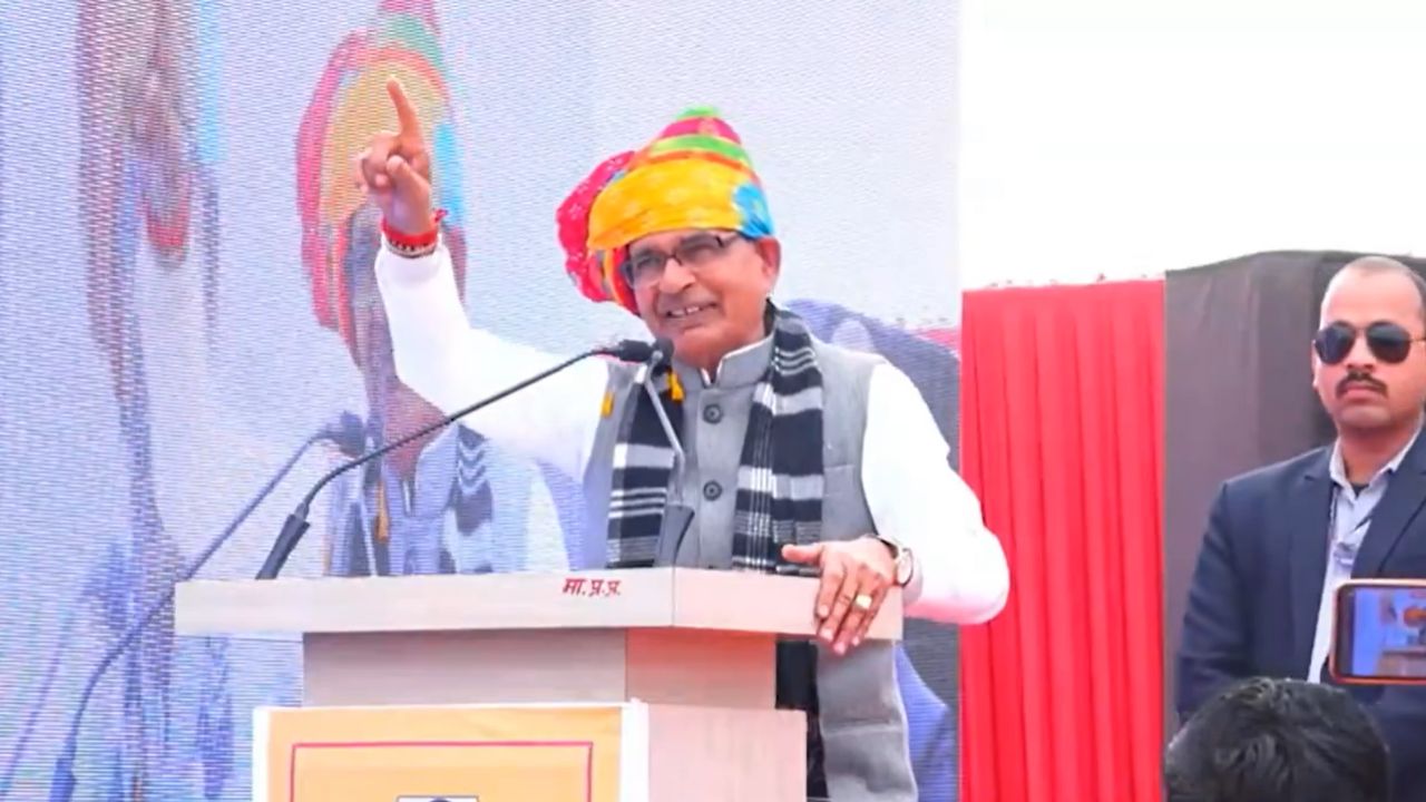 Agri Scientists To Explain Profitable Farming Techniques To Small Farmers For High Yield With Integrated Farming Along With Cattle Rearing