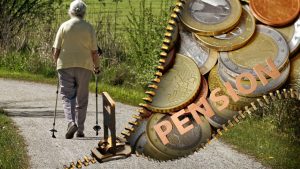 पेंशन सिस्टम में गड़बड़ी उजागर, एक साथ दो लाभ लेने वाले 970 लोगों पर सरकार की सख्त कार्रवाई पेंशन सिस्टम में गड़बड़ी उजागर, एक साथ दो लाभ लेने वाले 970 लोगों पर सरकार की सख्त कार्रवाई