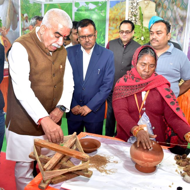 Silk Expo 2026, Uttar Pradesh Silk Industry, Yogi Government, Sericulture Development