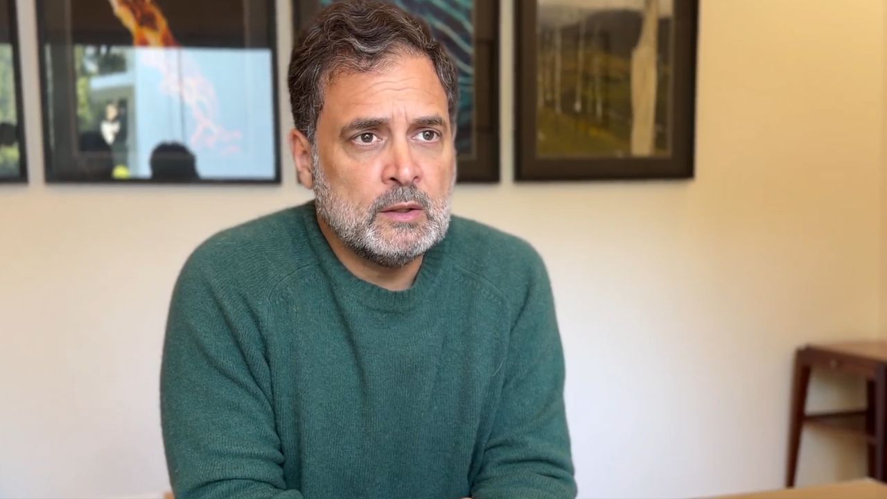 Rahul Gandhi Said I Will Fight For The Farmers Against India Us Trade Deal He Said Whether Its An Fir A Lawsuit Or A Privilege Proposal I Stand With Farmers