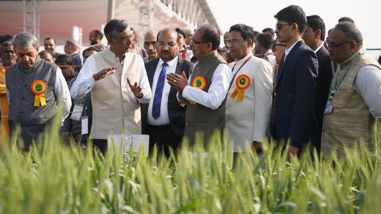 Agriculture Minister Shivraj Singh Chouhan Says Bharat Vistar Ai Platform To Provide All Agriculture Schemes Information On Mobile To Farmer Pusa Krashi Mela
