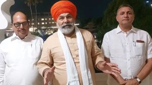 राकेश टिकैत को हिरासत में लेने पर भाकियू नेतृत्व की बैठक, आंदोलन के फैसले पर लगेगी मुहर?